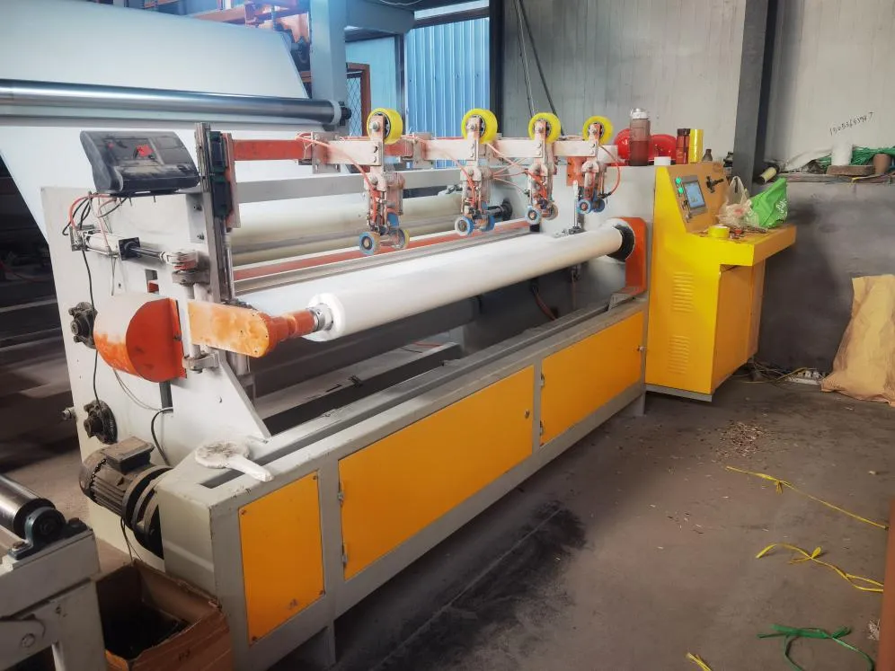 TPO ja sisäisesti vahvistettu TPO vedenpitävä kalvo tuotantolinja